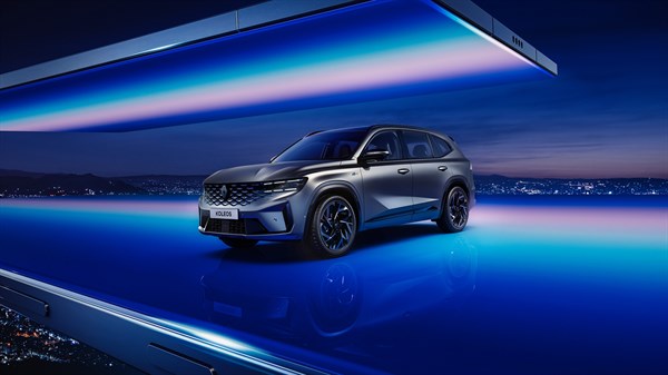Renault Koleos full hybrid E-Tech - estilo deportivo