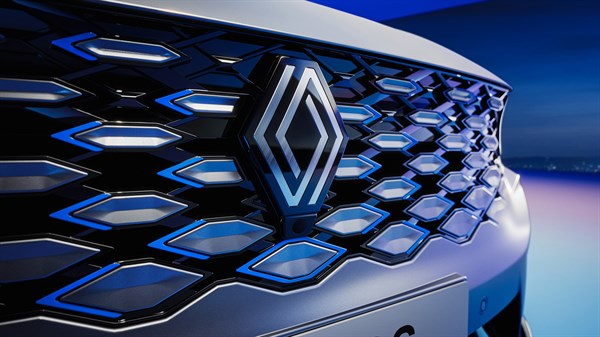 Renault Koleos full hybrid E-Tech  - parrilla distintiva